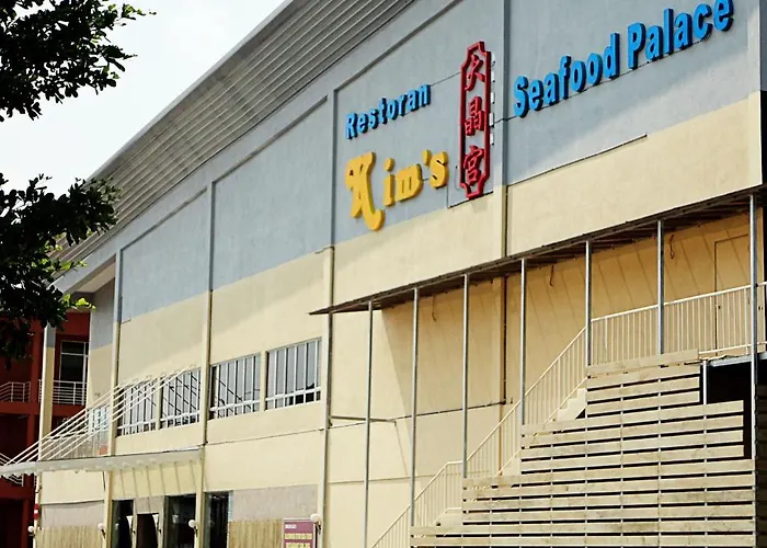 SuriaPort Dickson Hotel